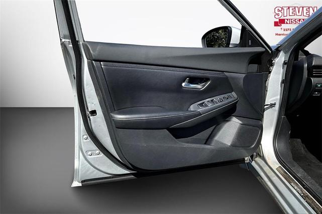 Photo of 2021 Brilliant Silver Metallic Nissan Sentra