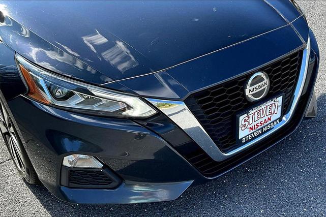 Photo of 2022 Storm Blue Metallic Nissan Altima