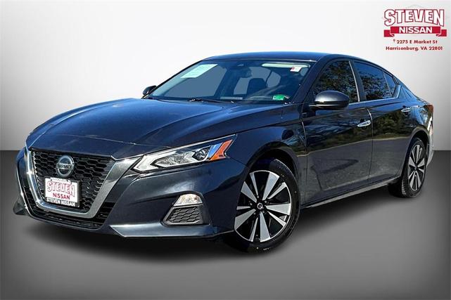 Photo of 2022 Storm Blue Metallic Nissan Altima