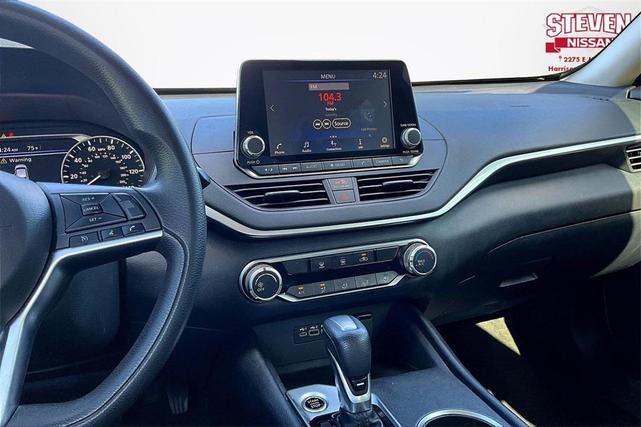 Photo of 2022 Storm Blue Metallic Nissan Altima