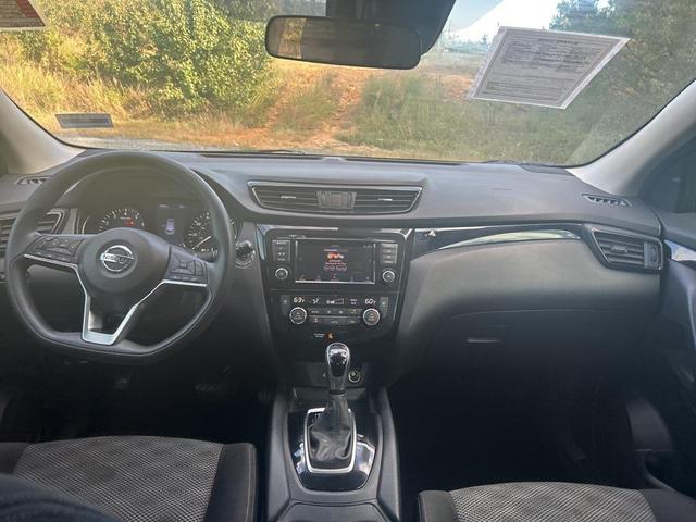 Photo of 2019 Magnetic Black Pearl Nissan Rogue Sport