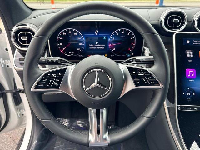 Photo of 2025 Polar White Mercedes-Benz GLC 300