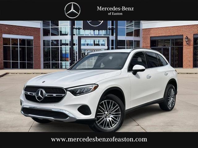 Photo of 2025 Polar White Mercedes-Benz GLC 300