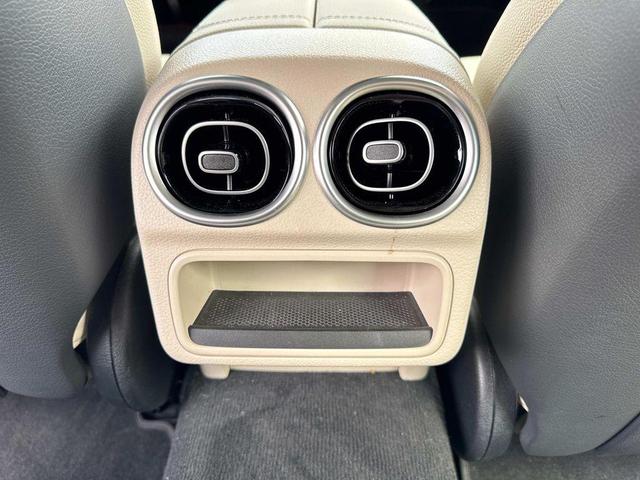 Photo of 2025 Polar White Mercedes-Benz C-Class