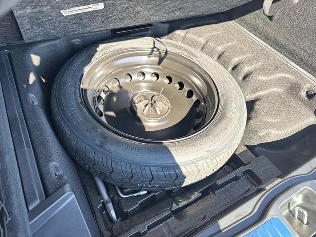 Photo of 2025 Obsidian Black Metallic Mercedes-Benz GLE 580
