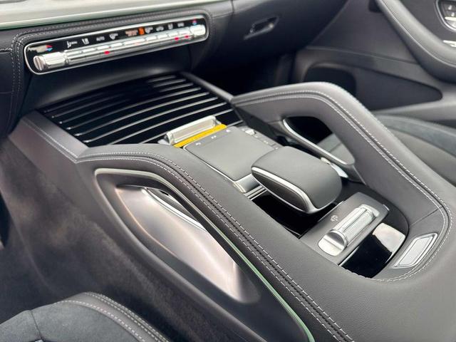 Photo of 2025 Obsidian Black Metallic Mercedes-Benz AMG GLE 53