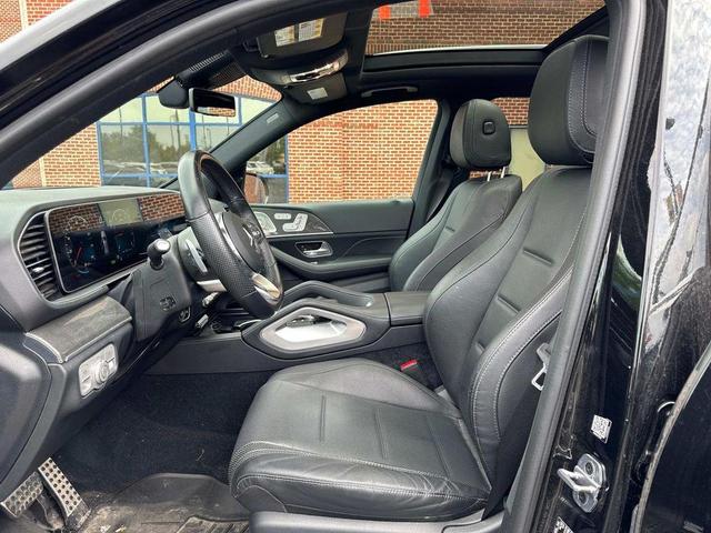 Photo of 2023 Obsidian Black Metallic Mercedes-Benz GLE 450