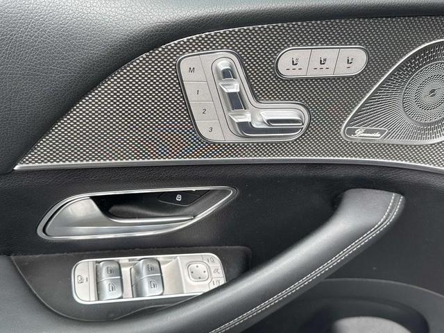 Photo of 2023 Obsidian Black Metallic Mercedes-Benz GLE 450