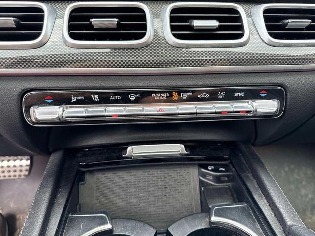 Photo of 2023 Obsidian Black Metallic Mercedes-Benz GLE 450
