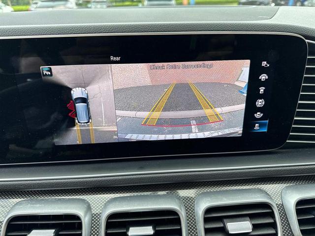 Photo of 2023 Obsidian Black Metallic Mercedes-Benz GLE 450