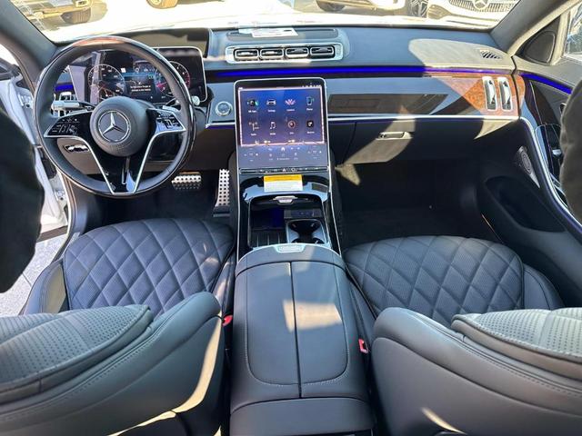 Photo of 2025 White Mercedes-Benz S-Class