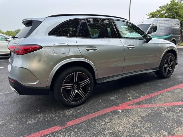 Photo of 2025 Cirrus Silver Metallic Mercedes-Benz GLC 300