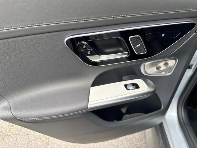 Photo of 2025 Cirrus Silver Metallic Mercedes-Benz GLC 300