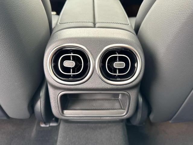 Photo of 2025 Cirrus Silver Metallic Mercedes-Benz GLC 300