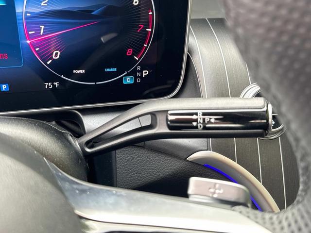 Photo of 2025 Cirrus Silver Metallic Mercedes-Benz GLC 300