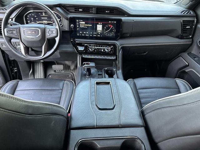 Photo of 2022 Onyx Black GMC Sierra 1500