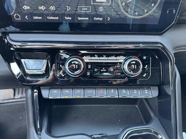 Photo of 2022 Onyx Black GMC Sierra 1500