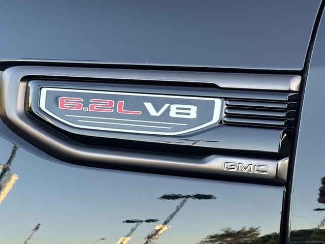 Photo of 2022 Onyx Black GMC Sierra 1500