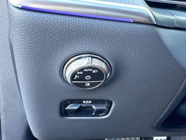 Photo of 2026 Alpine Gray Mercedes-Benz GLC 300