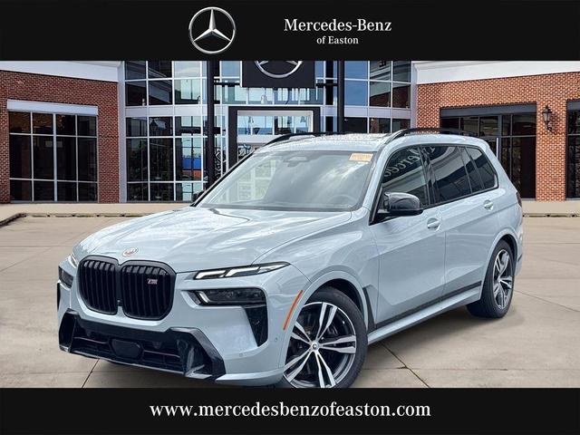 2023 BMW X7