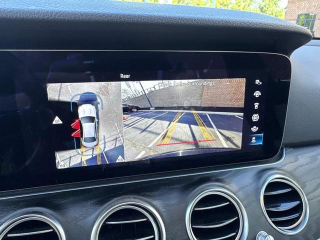 Photo of 2022 Black Mercedes-Benz E-Class