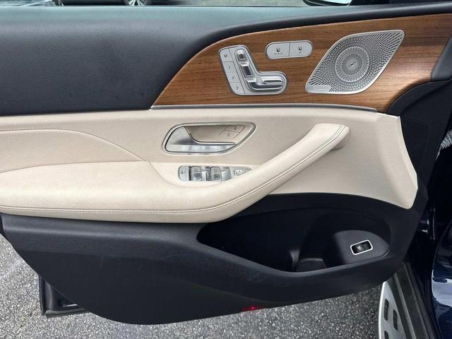 Photo of 2022 Lunar Blue Metallic Mercedes-Benz GLE 350