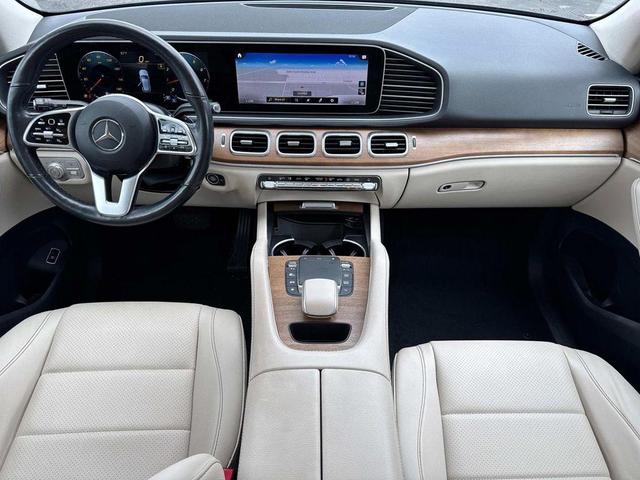 Photo of 2022 Lunar Blue Metallic Mercedes-Benz GLE 350