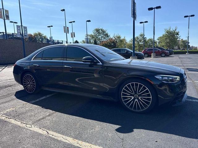 Photo of 2022 Black Mercedes-Benz S-Class