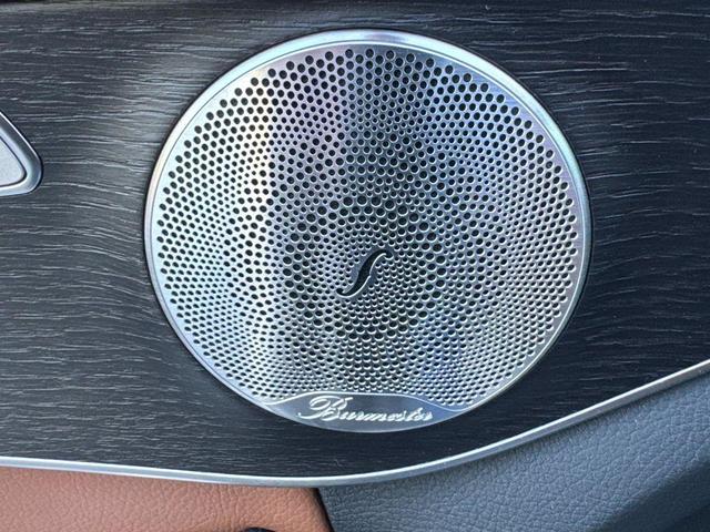 Photo of 2021 Brilliant Blue Metallic Mercedes-Benz C-Class