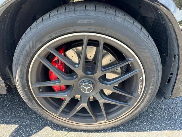 Photo of 2022 Obsidian Black Metallic Mercedes-Benz AMG GLE 63
