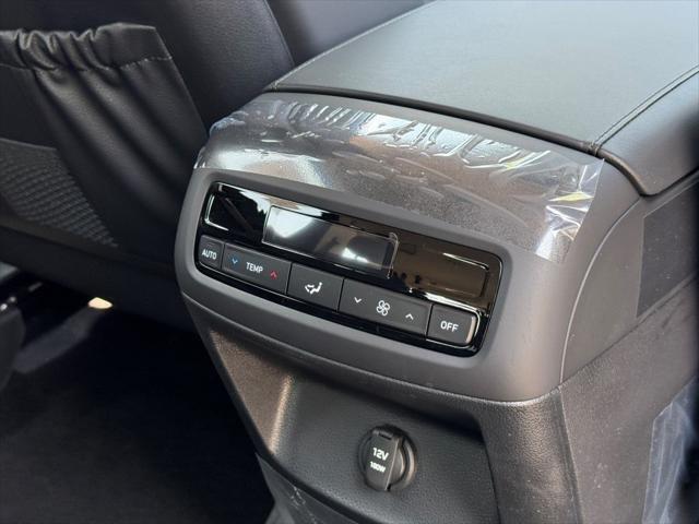 Photo of 2025 Abyss Black Pearl Hyundai PALISADE