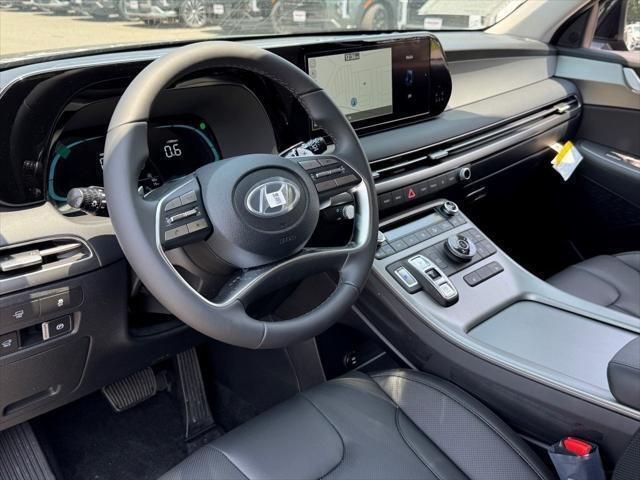 Photo of 2025 Abyss Black Pearl Hyundai PALISADE
