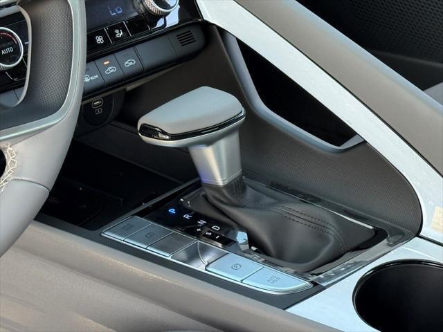 Photo of 2025 Fluid Metal Hyundai ELANTRA