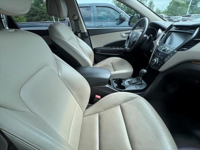 Photo of 2016 Monaco White Hyundai SANTA FE