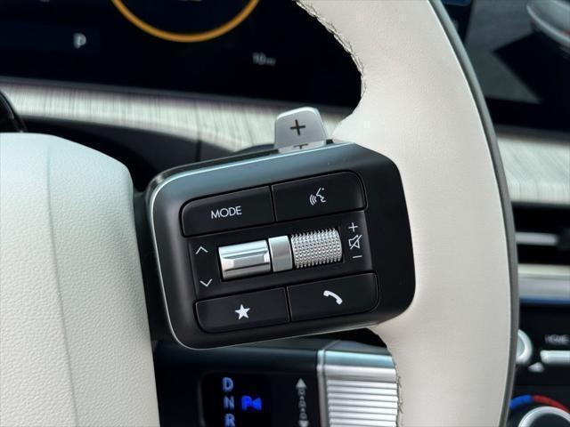 Photo of 2025 Ecotronic Gray Matte Hyundai SANTA FE HEV
