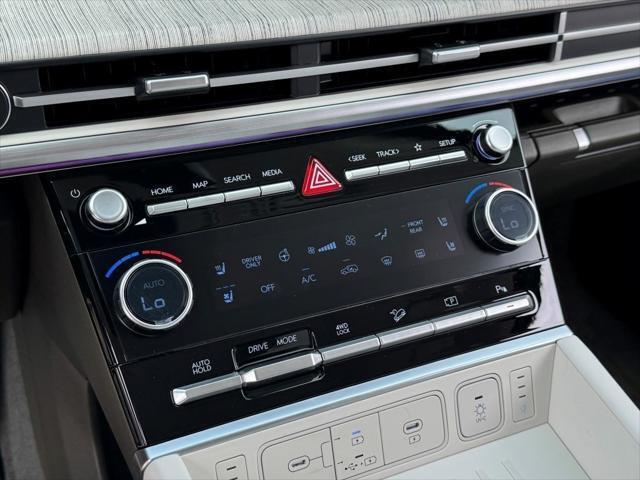 Photo of 2025 Ecotronic Gray Matte Hyundai SANTA FE HEV