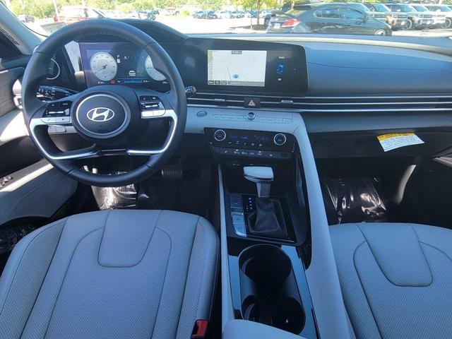 Photo of 2024 Serenity White Hyundai ELANTRA