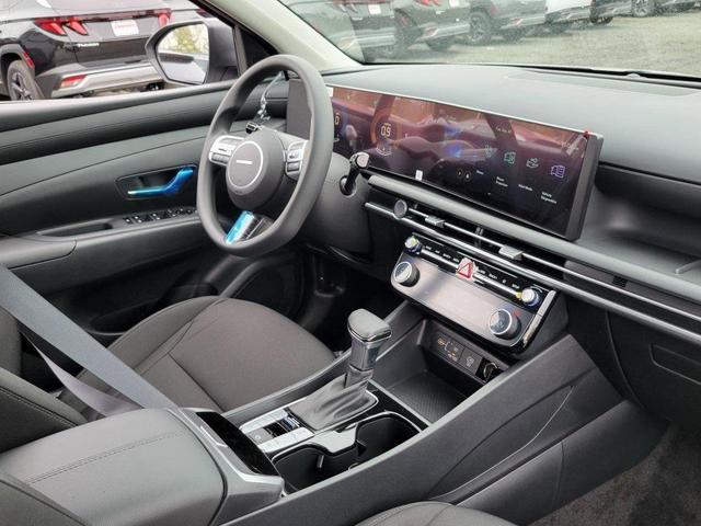 Photo of 2026 Shimmering Silver Hyundai TUCSON