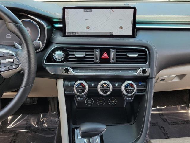 Photo of 2022 Uyuni White Genesis G70