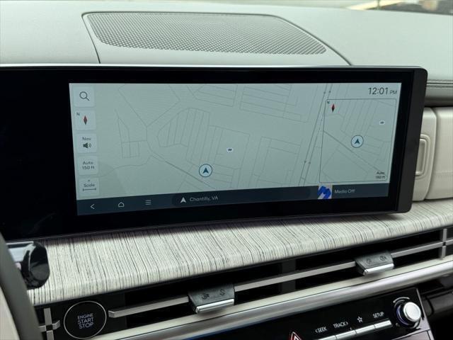 Photo of 2025 Phantom Black Hyundai SANTA FE HEV