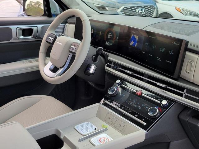 Photo of 2026 Shimmering Silver Hyundai SANTA FE