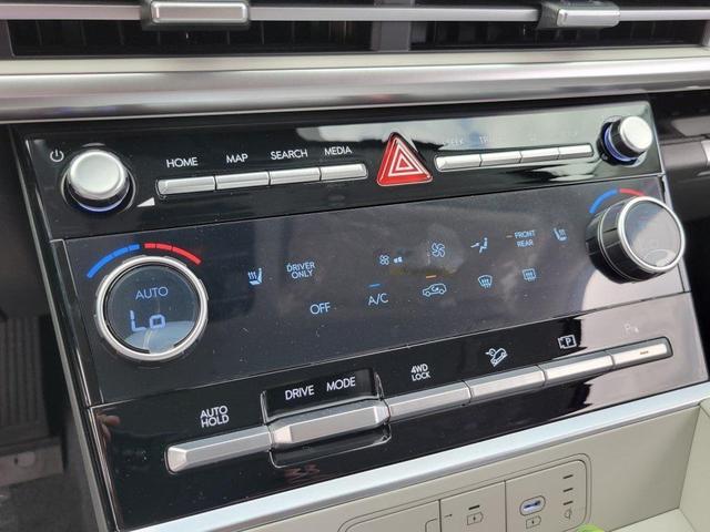 Photo of 2026 Shimmering Silver Hyundai SANTA FE