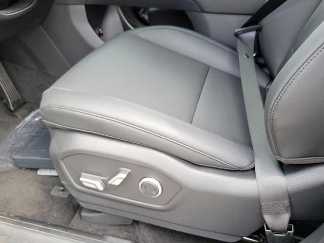 Photo of 2026 Phantom Black Hyundai SANTA FE
