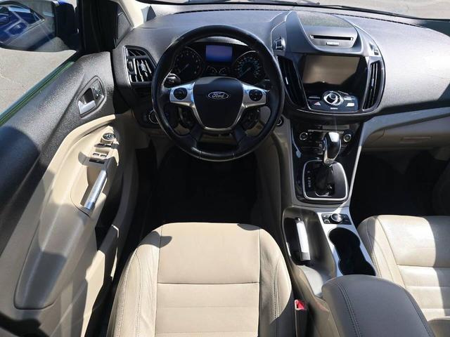 Photo of 2013 Blue Ford Escape