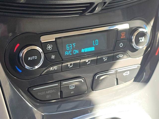Photo of 2013 Blue Ford Escape