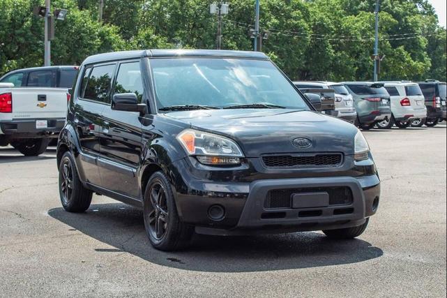 Photo of 2010 Black Kia Soul