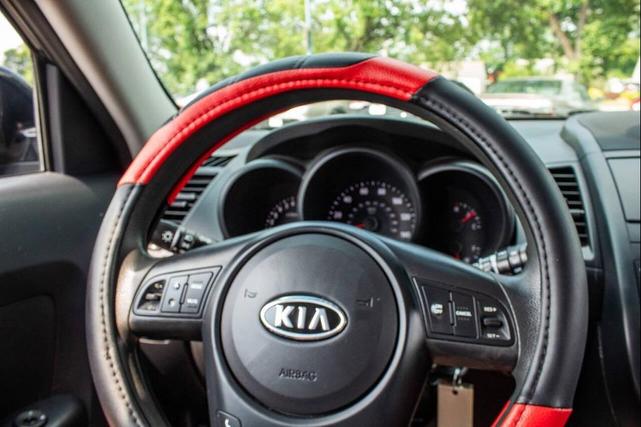 Photo of 2010 Black Kia Soul