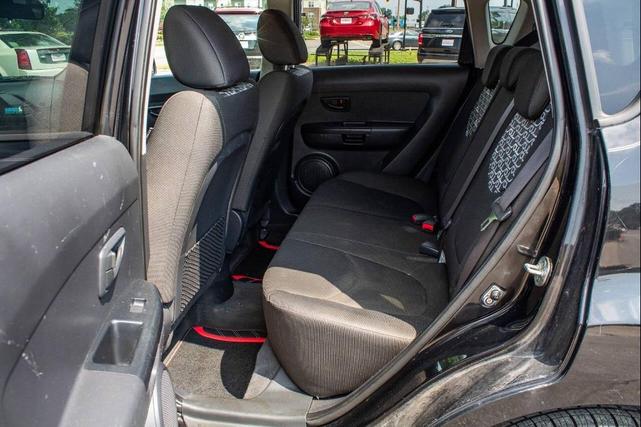 Photo of 2010 Black Kia Soul