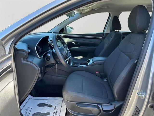 Photo of 2023 Shimmering Silver Hyundai TUCSON