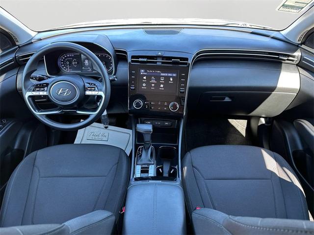 Photo of 2023 Shimmering Silver Hyundai TUCSON